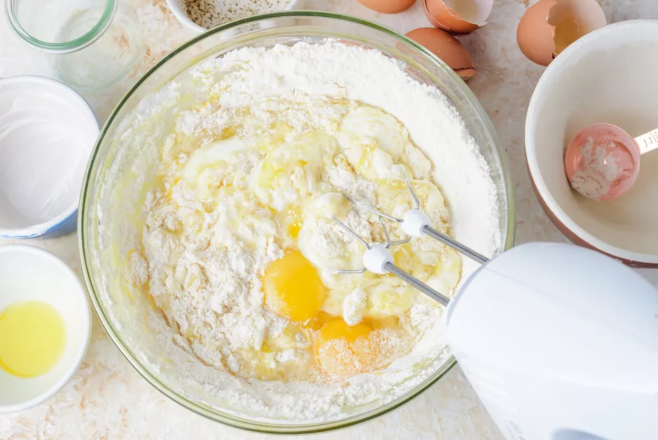 Mixing cake batter: How long is it good for?